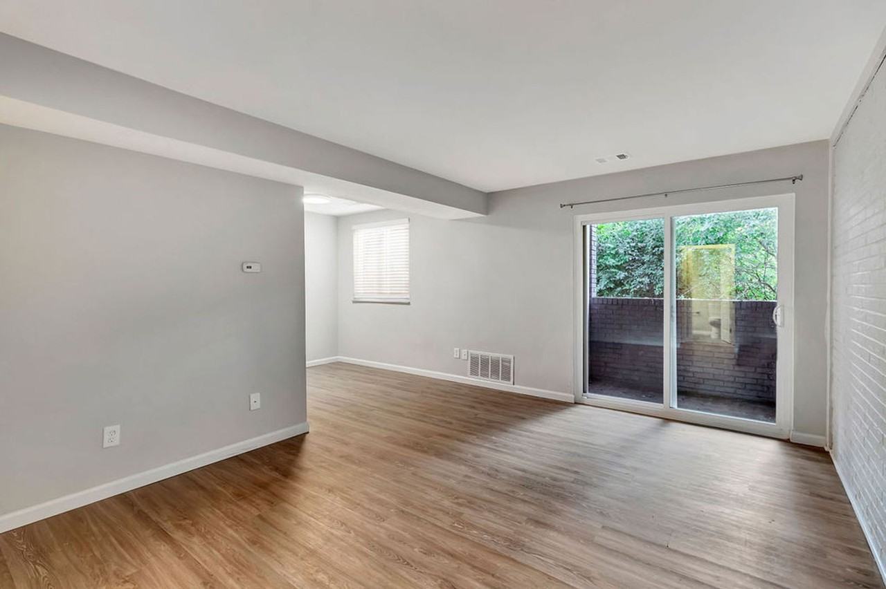 4306 Batavia Meadows Dr #3 - Photo 2 of 17