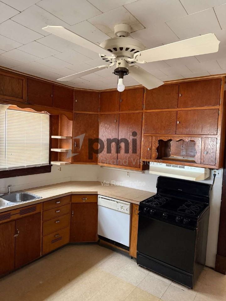 1803 Madison Ave #1 - Photo 2 of 23