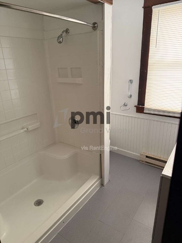 1803 Madison Ave #1 - Photo 7 of 23