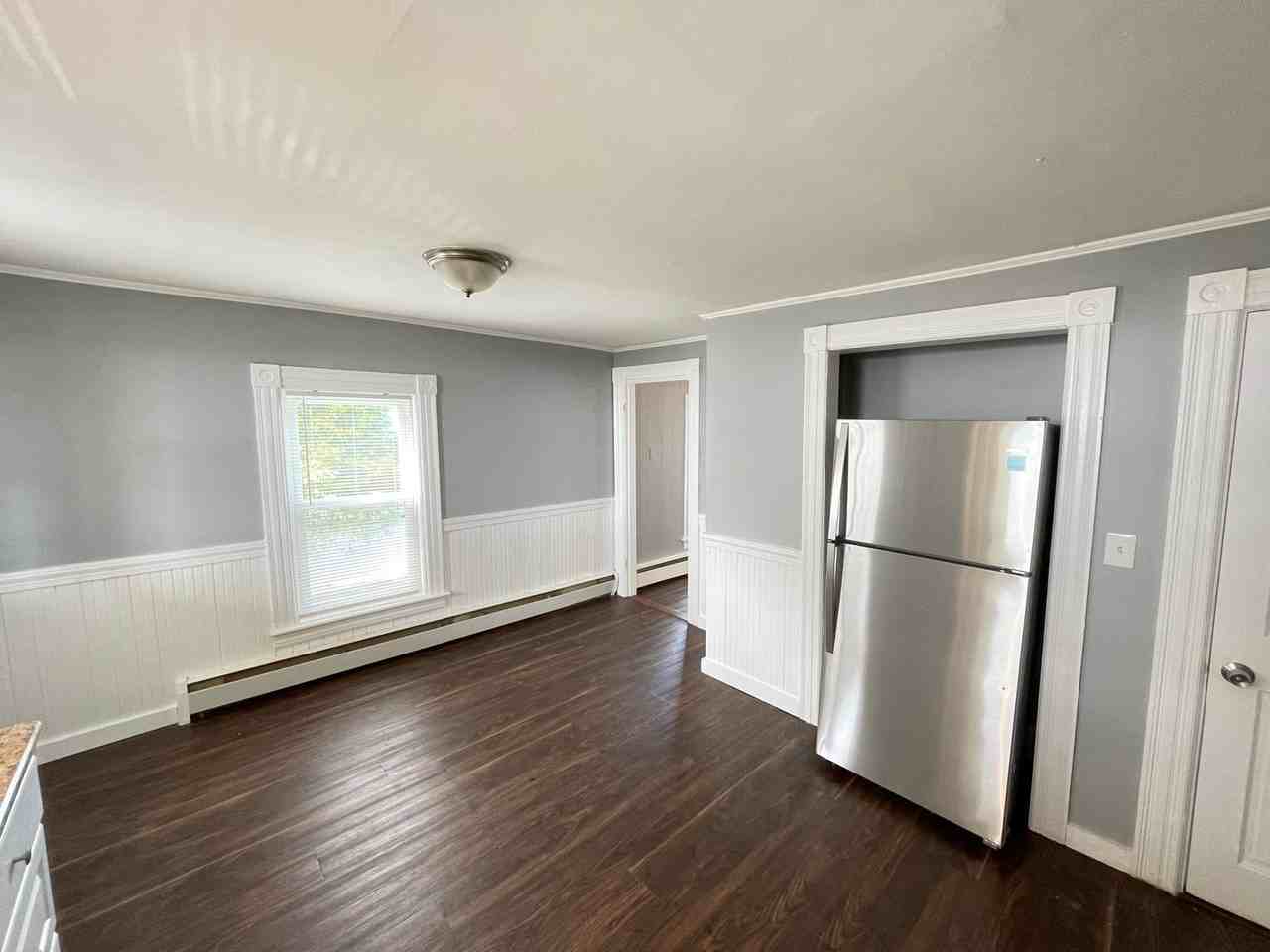 114 S Jewett St #3 - Photo 5 of 21