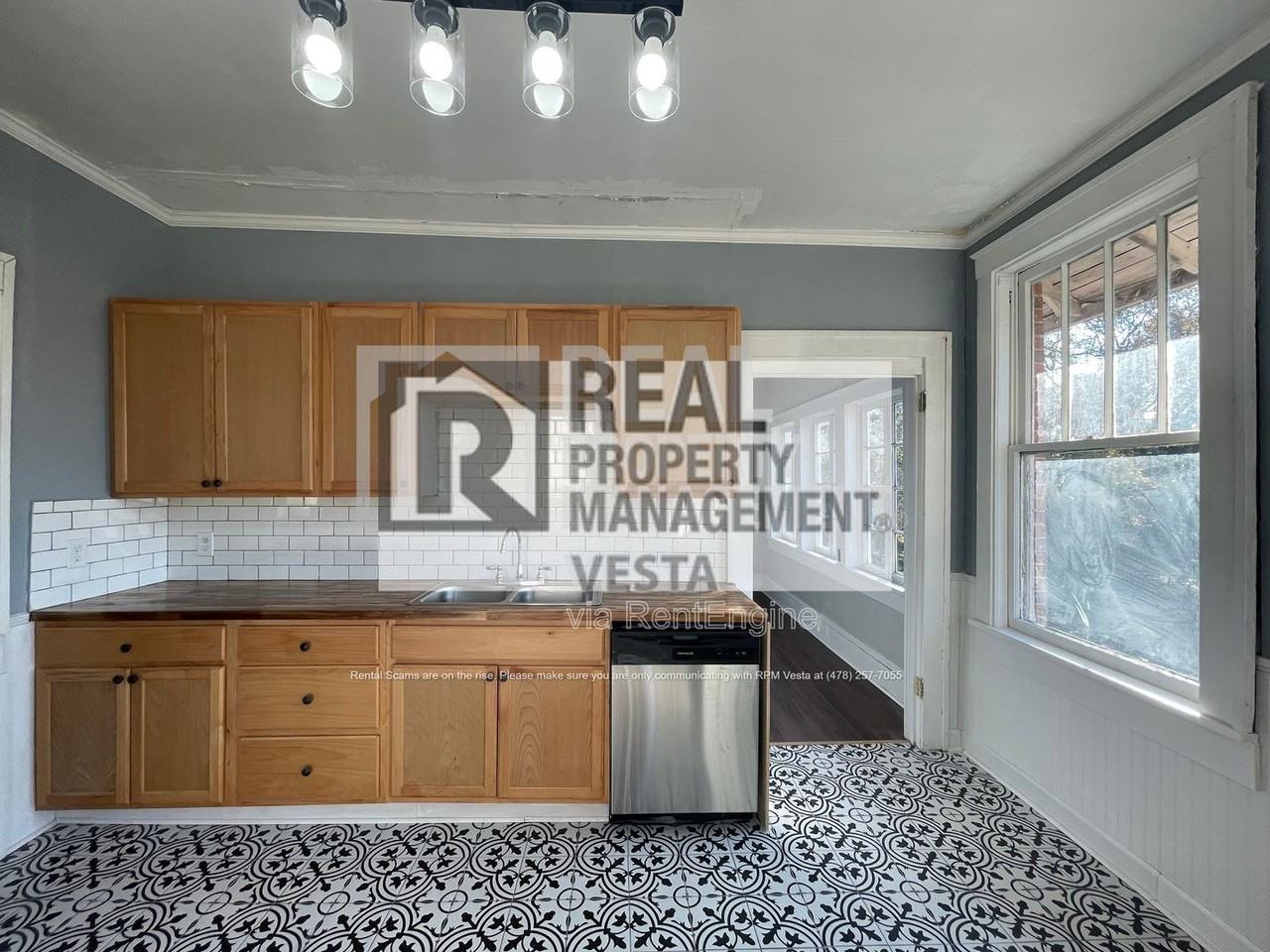 2694 Cherokee Ave #A - Photo 5 of 16