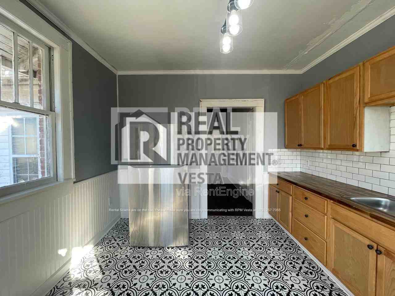 2694 Cherokee Ave #A - Photo 7 of 16