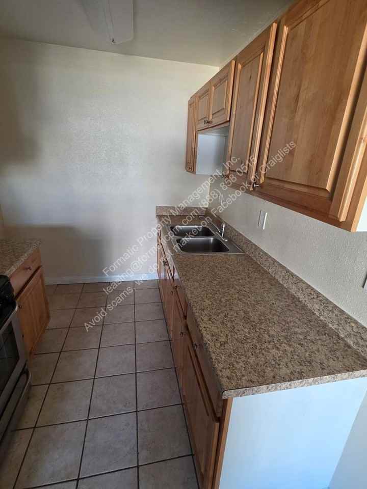 2114 S Mallul Dr #8 - Photo 5 of 9