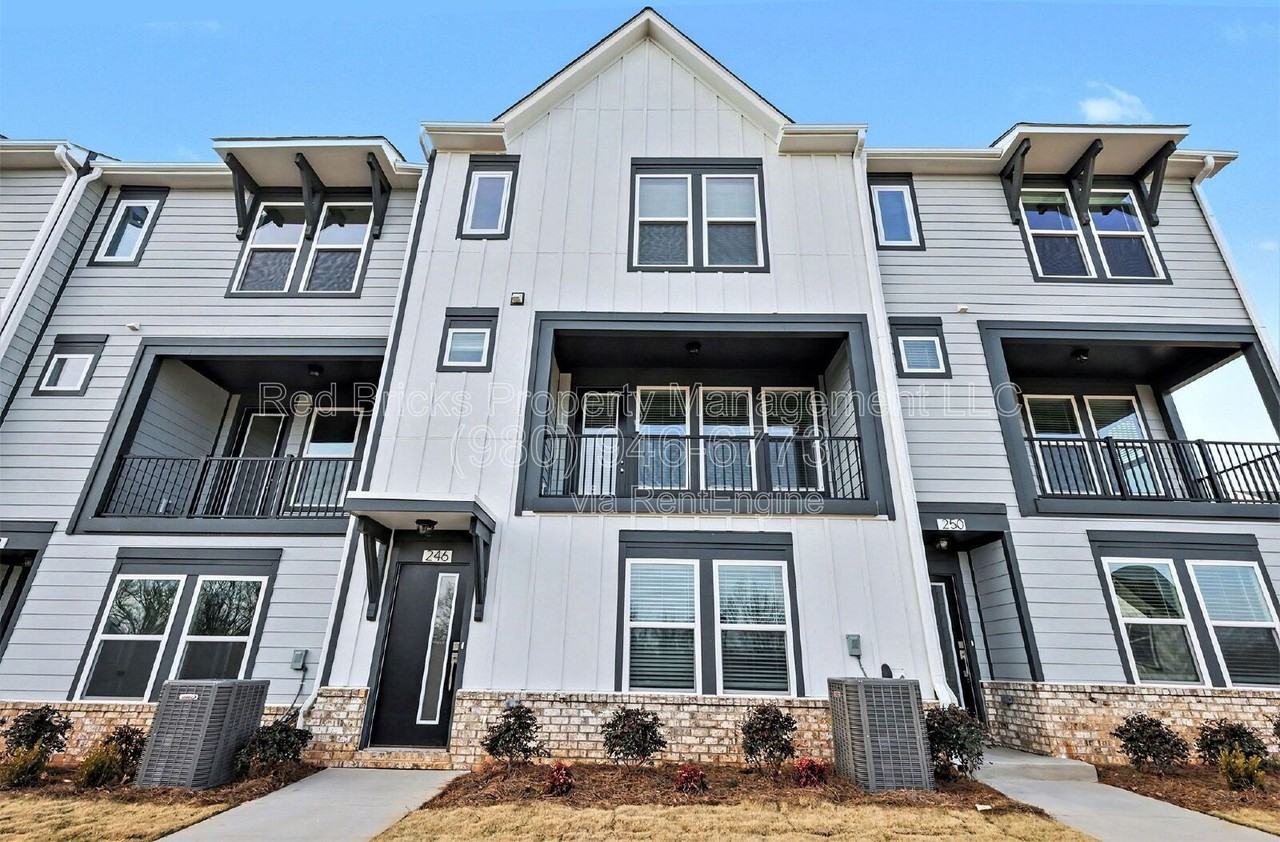 246 Ferebee Pl - Photo 2 of 35