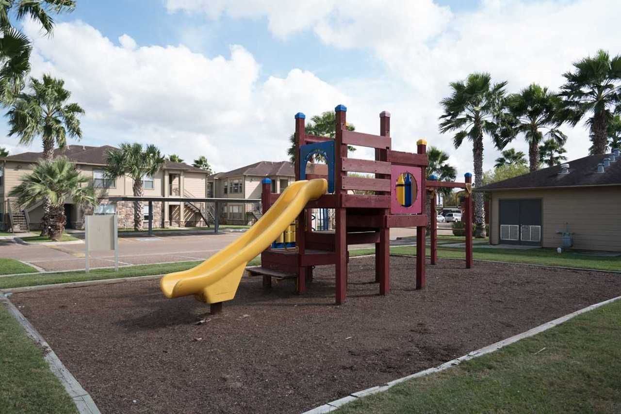 La Estancia Apartments - Photo 3 of 4