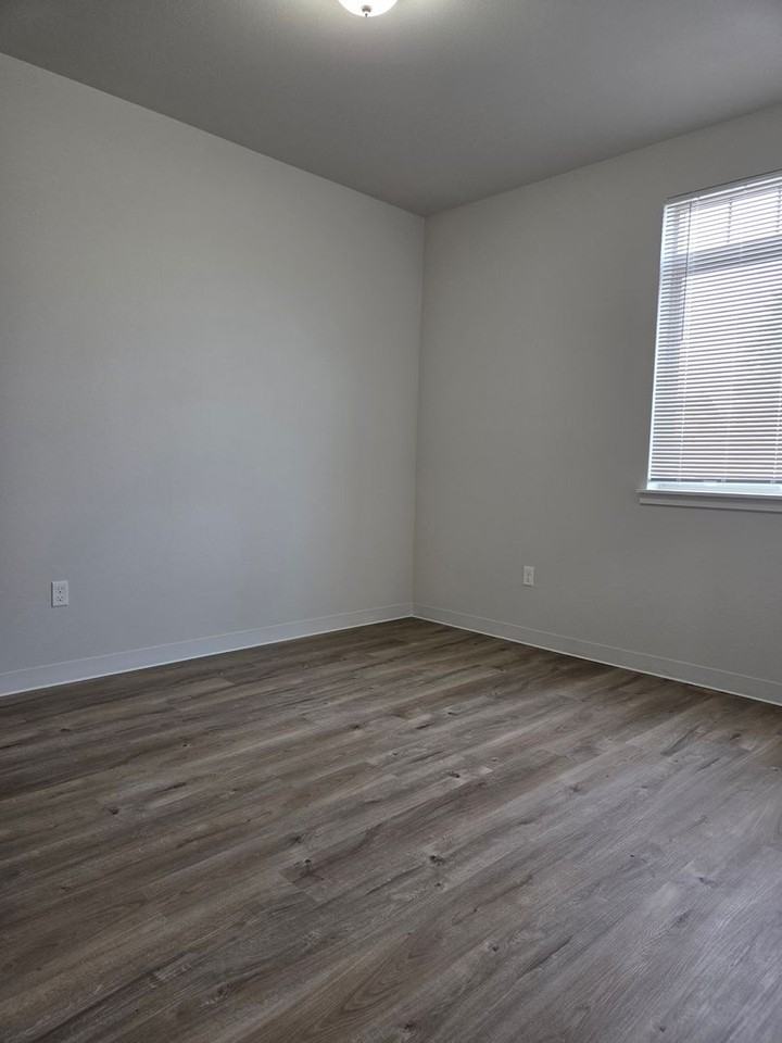 Alde0060 - Photo 5 of 19