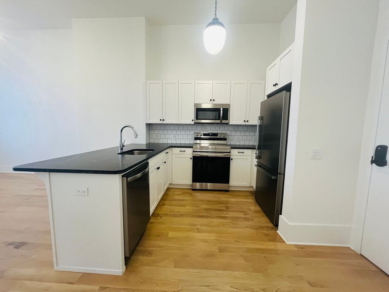 582 Mulberry St #204 - Photo 3 of 28