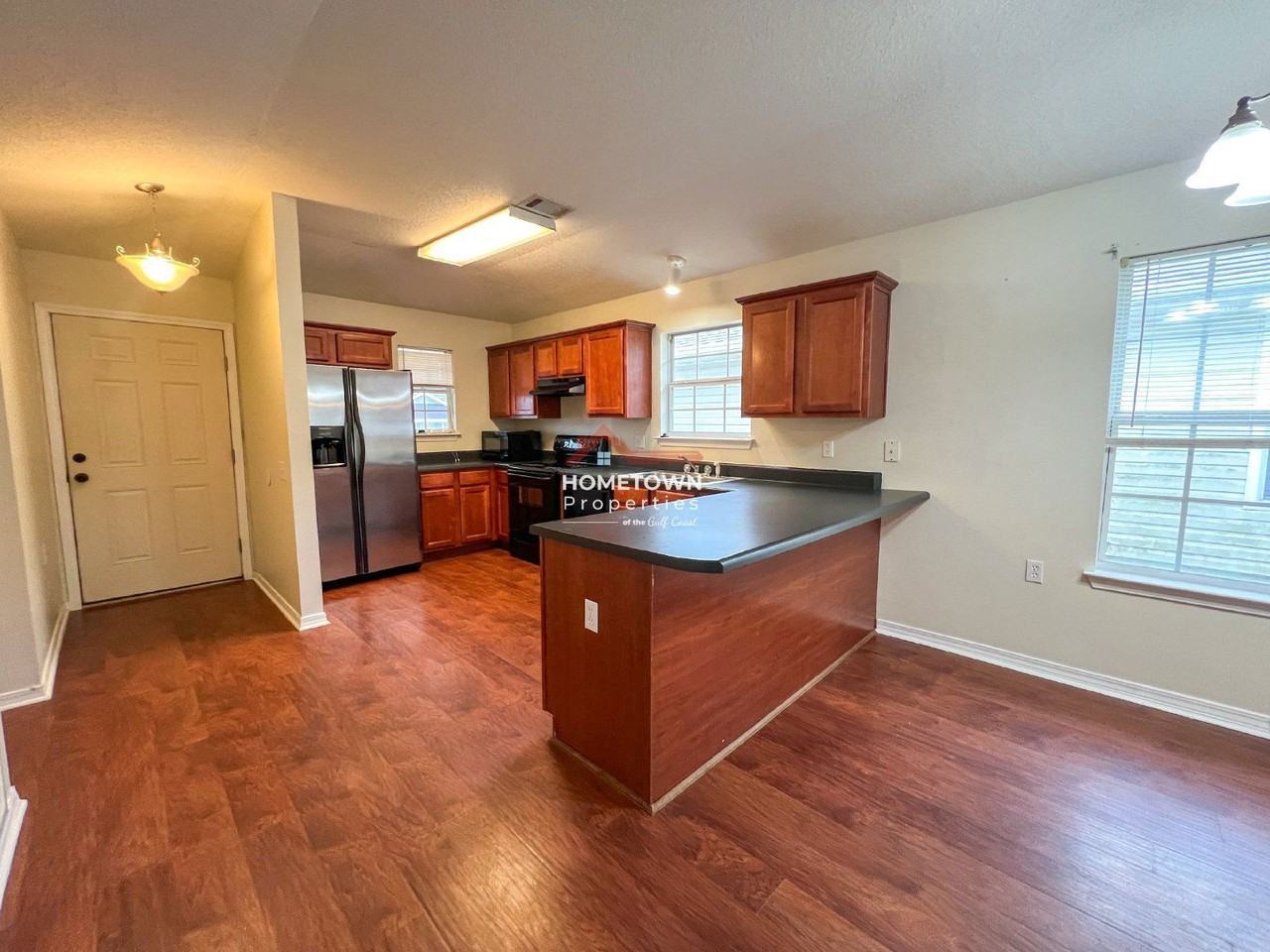 3116 Flintlock Dr - Photo 4 of 24