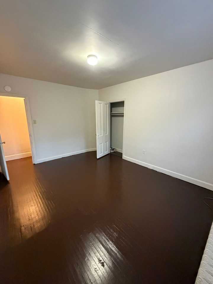 446 N Duke St #2R - Photo 6 of 10