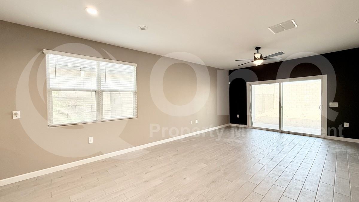 24234 W Verlea Dr - Photo 6 of 21