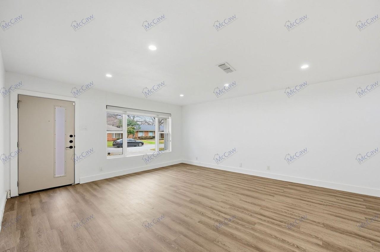 7412 Fenton Dr - Photo 5 of 24