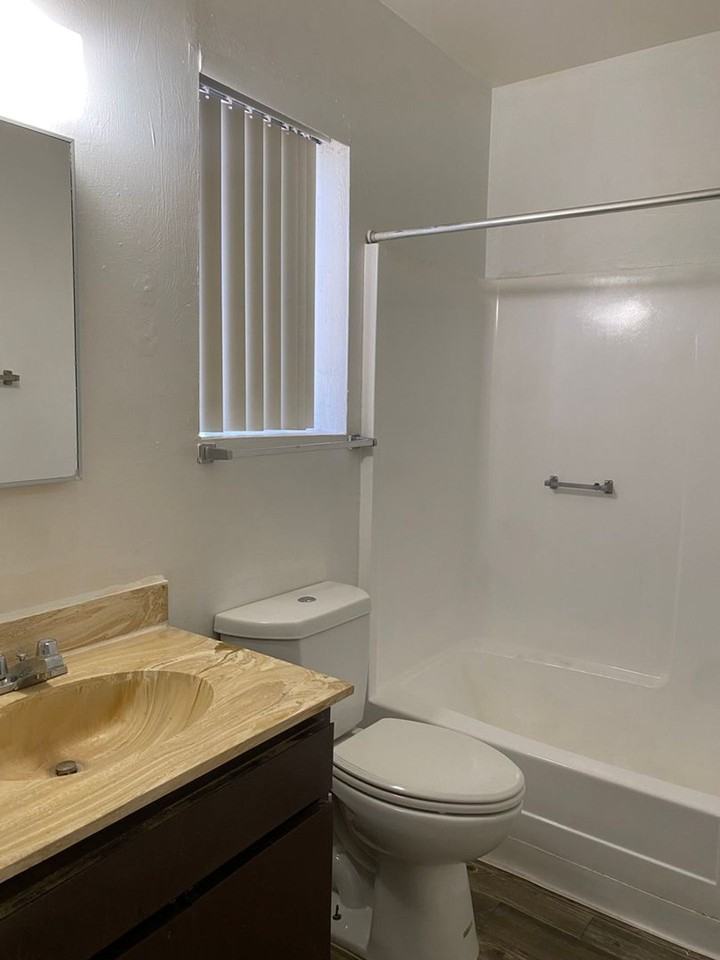 2230 E Fort Lowell Rd #111 - Photo 7 of 18