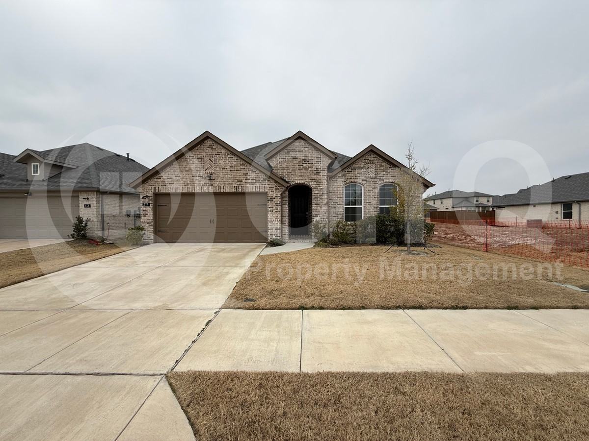 317 Tartane Dr - Photo 2 of 5