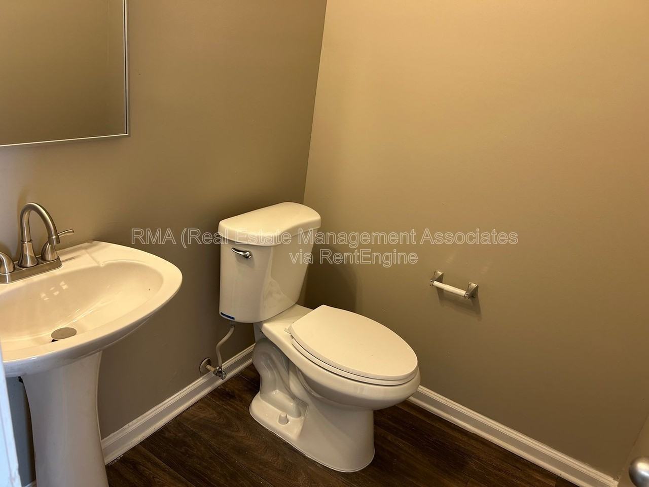 1735 Carrington Dr - Photo 4 of 9