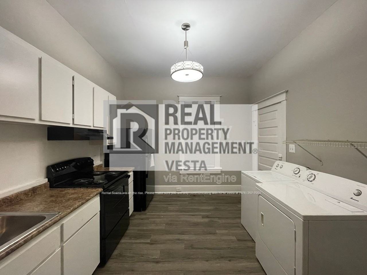 3016 Ridge Ave #A - Photo 6 of 14