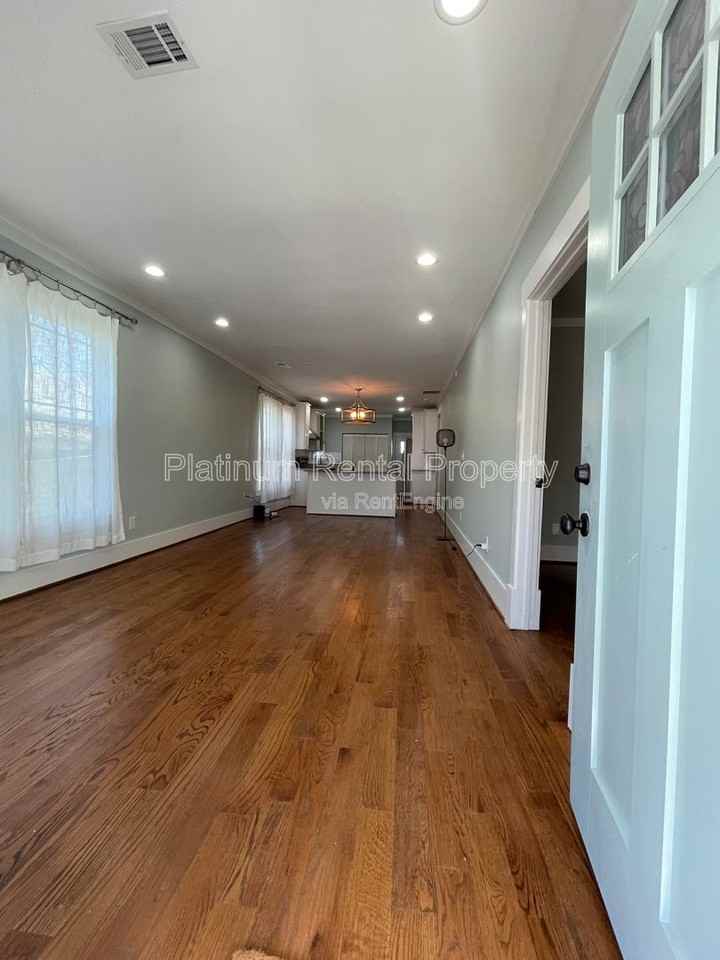 301 Fletcher St Sw - Photo 4 of 42