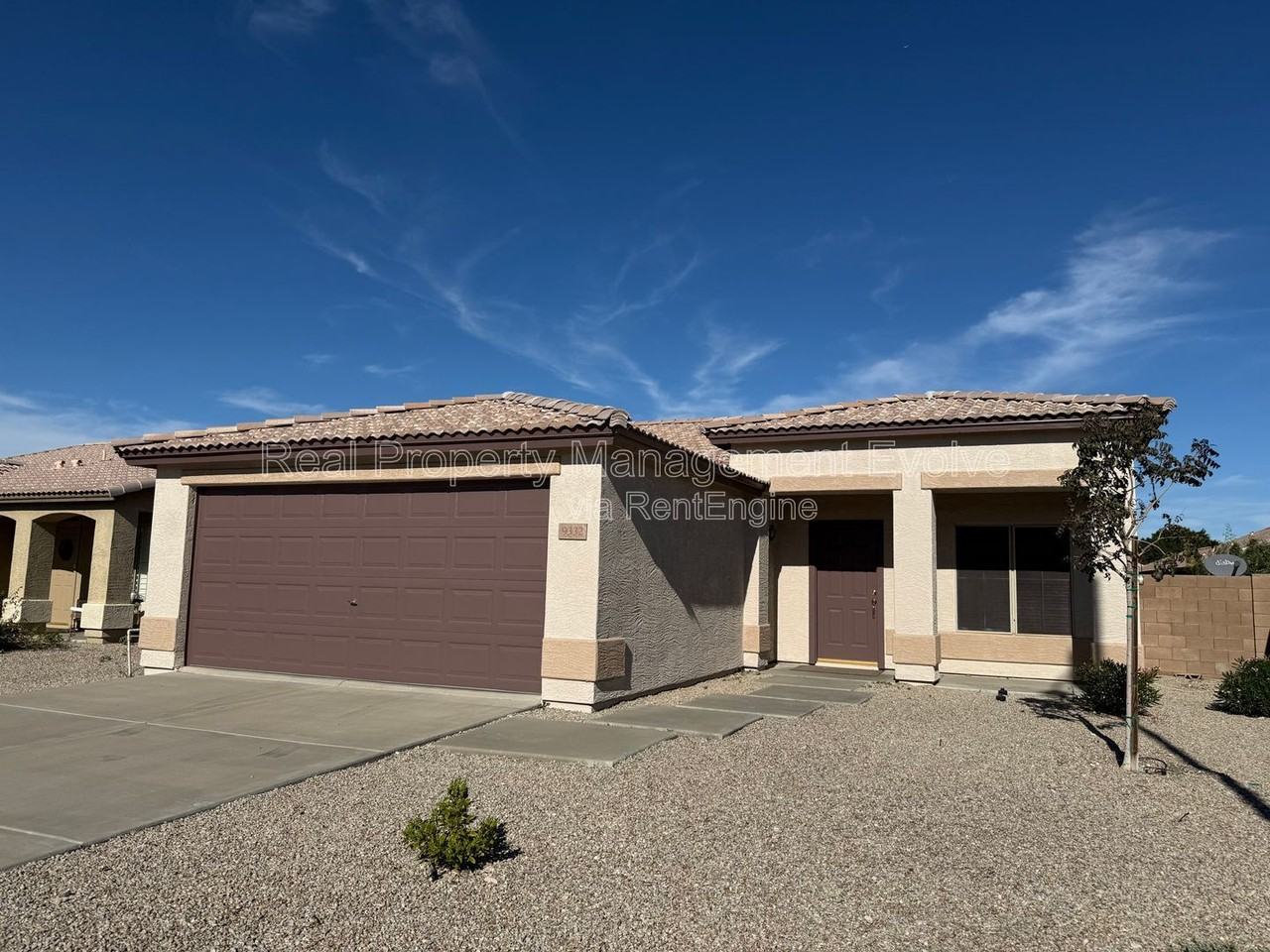 9332 W Morrow Dr - Photo 3 of 20