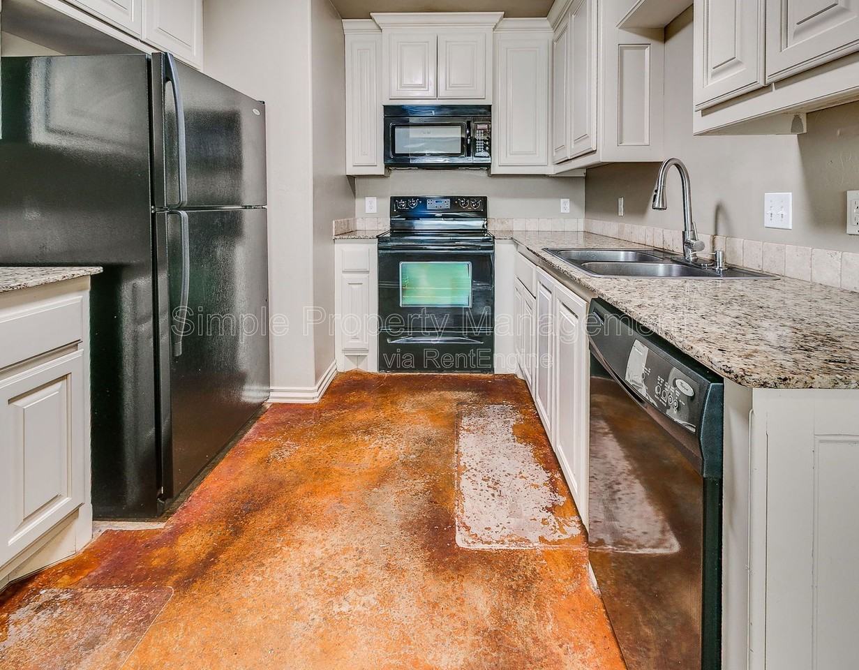 14991 1st St - Photo 6 of 25