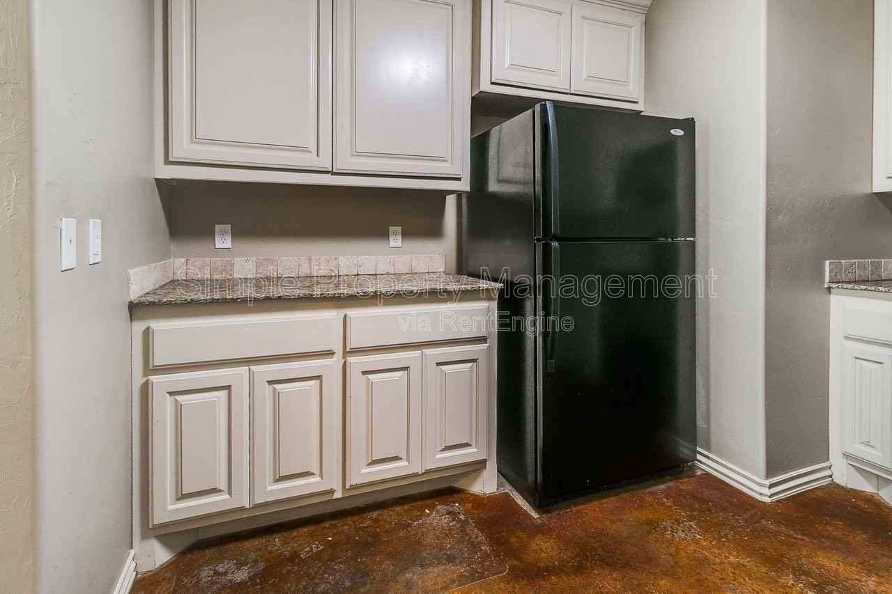 14991 1st St - Photo 7 of 25