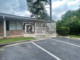 featured image of 406 Russell Pkwy #8