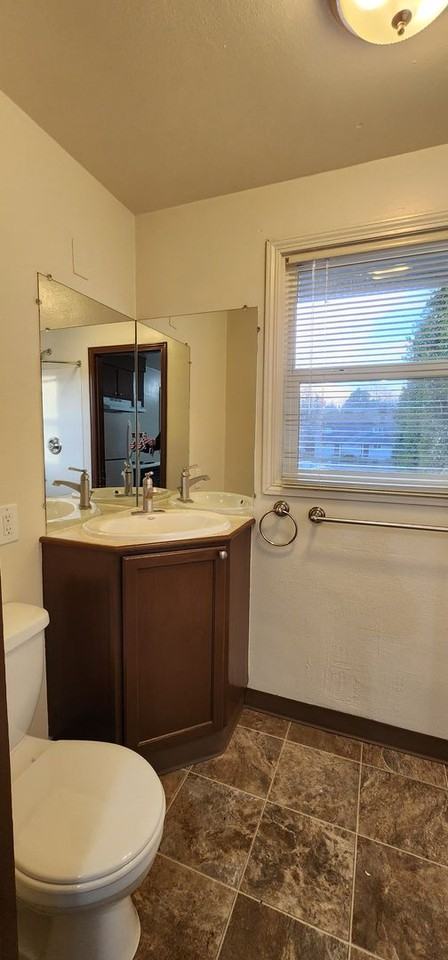 232a-Martha Washington Apartments - Photo 4 of 22
