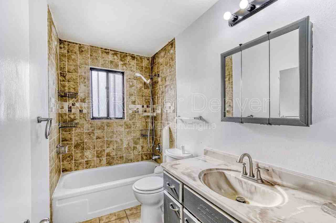 9406 W 57th Ave #3 - Photo 5 of 12