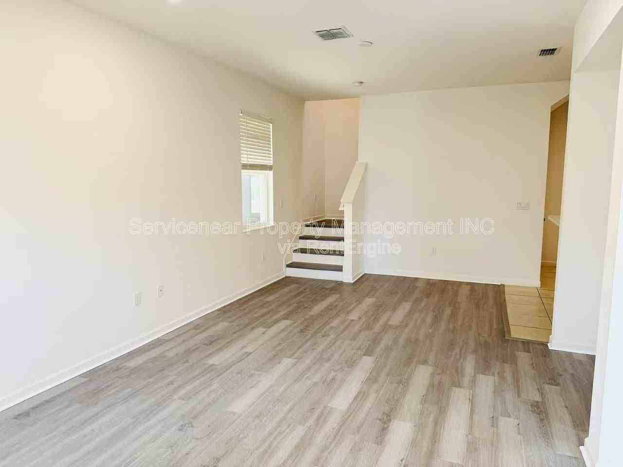 234 Bella Prestwick Blvd - Photo 2 of 19