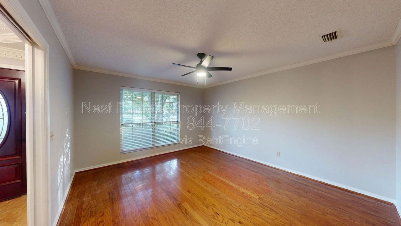 2217 Hammock Oaks Dr N - Photo 3 of 40