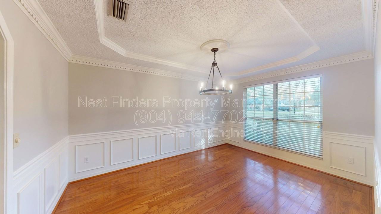 2217 Hammock Oaks Dr N - Photo 5 of 40