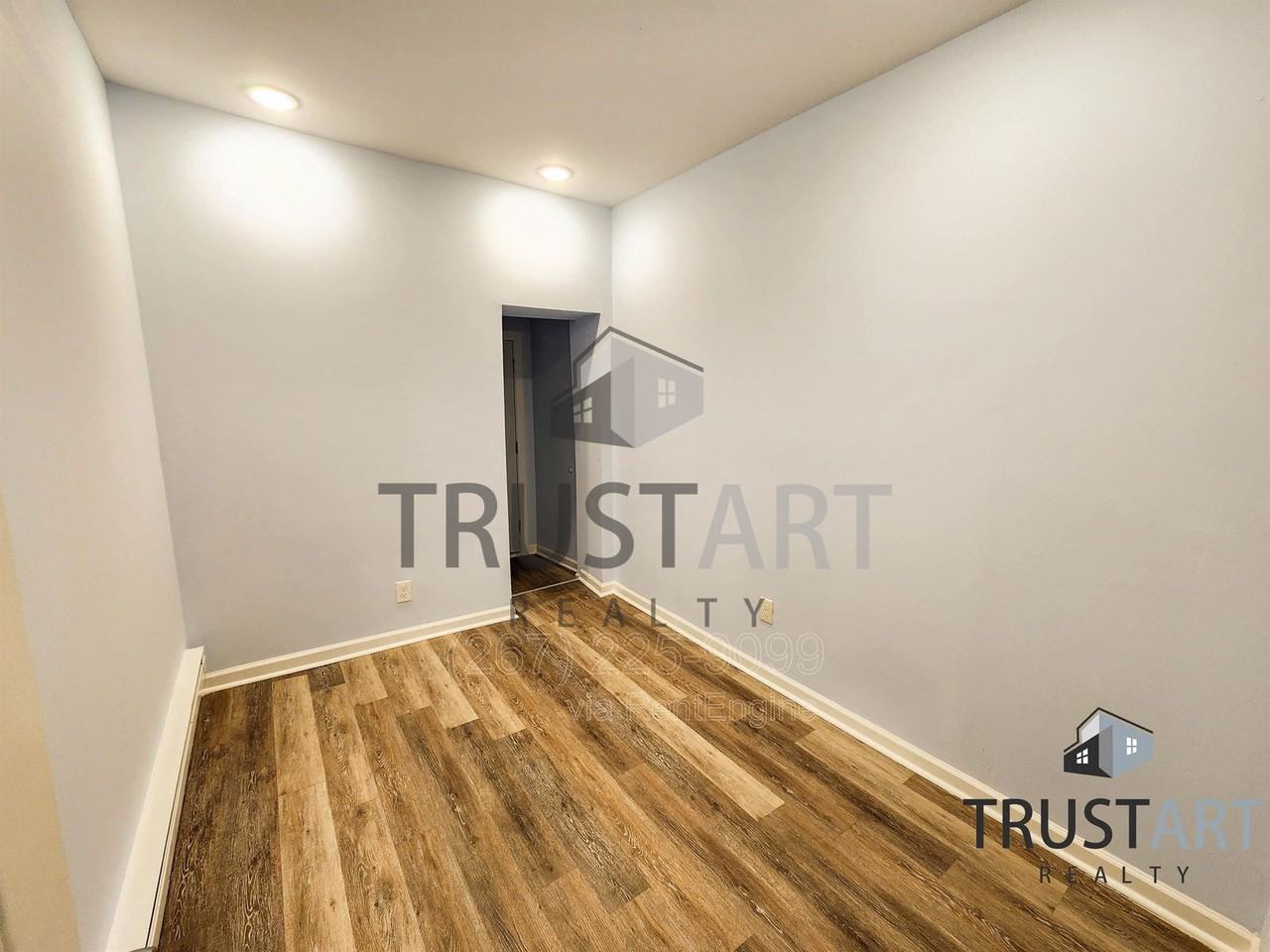 1933 Colonial St - Photo 6 of 21