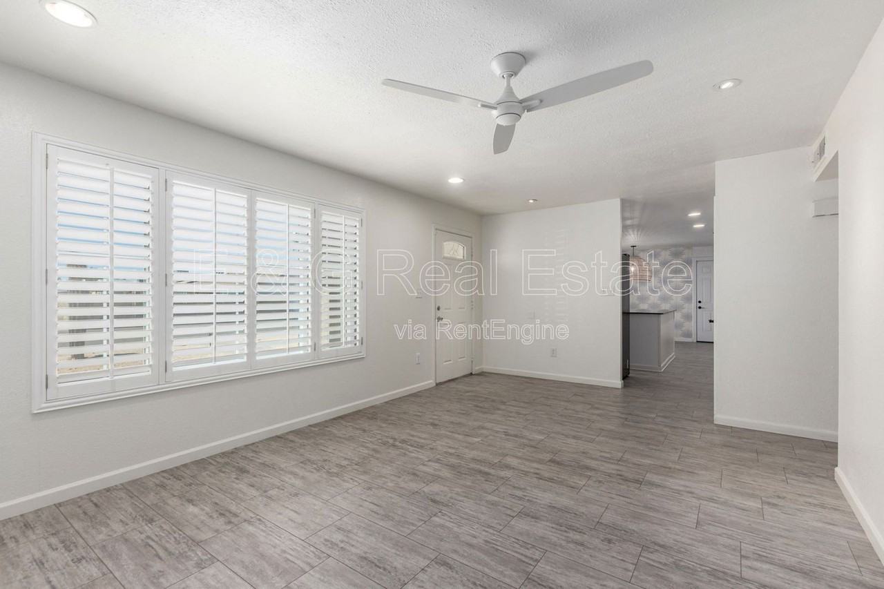 5807 S Palm Dr - Photo 5 of 29