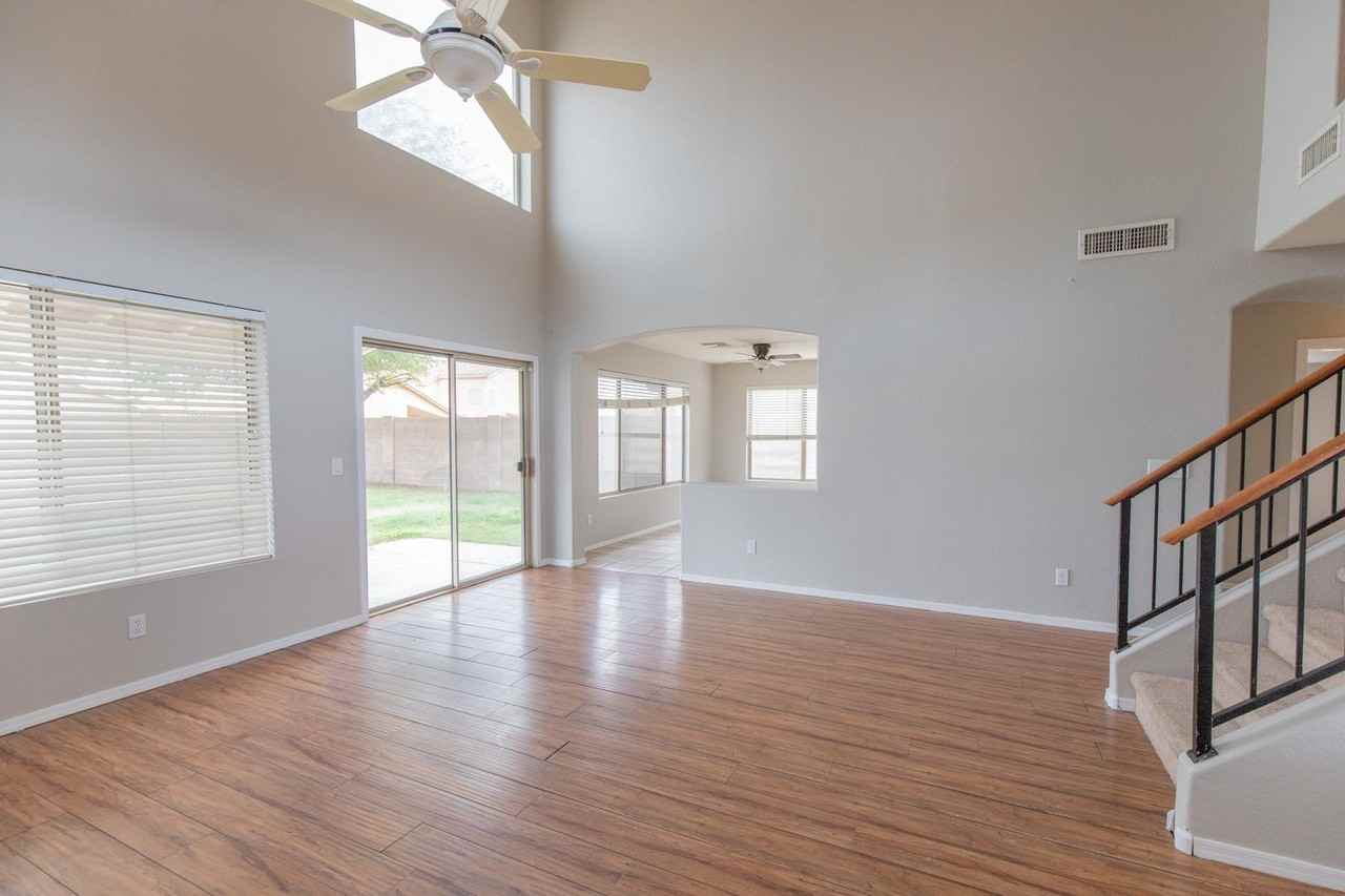 18033 N Skyhawk Dr - Photo 3 of 18