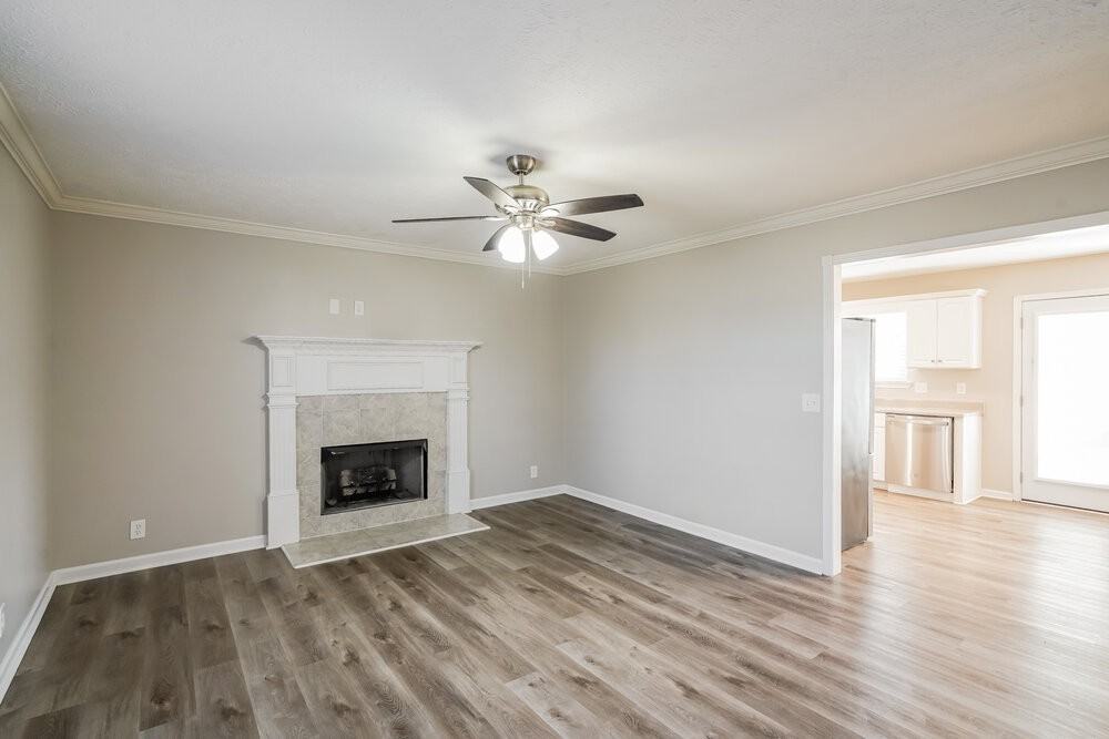 1729 Cason Trl - Photo 5 of 17