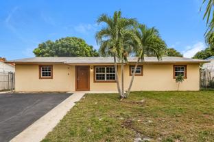 1280 Sw 10th Ter - Photo 1 of 1