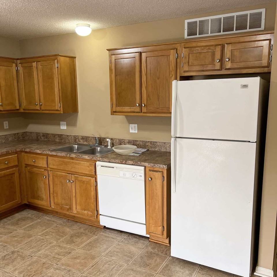 425I Hawthorne Blvd #4 - Photo 3 of 14