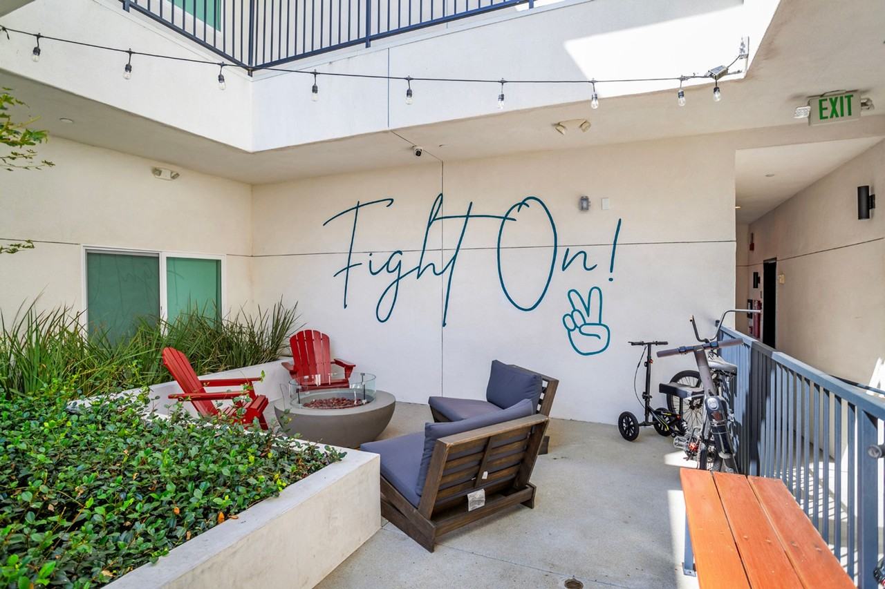 Oasis at the ROW - Photo 6 of 13