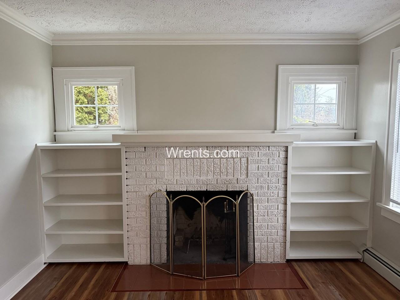 3410 N Columbia Cir - Photo 6 of 31