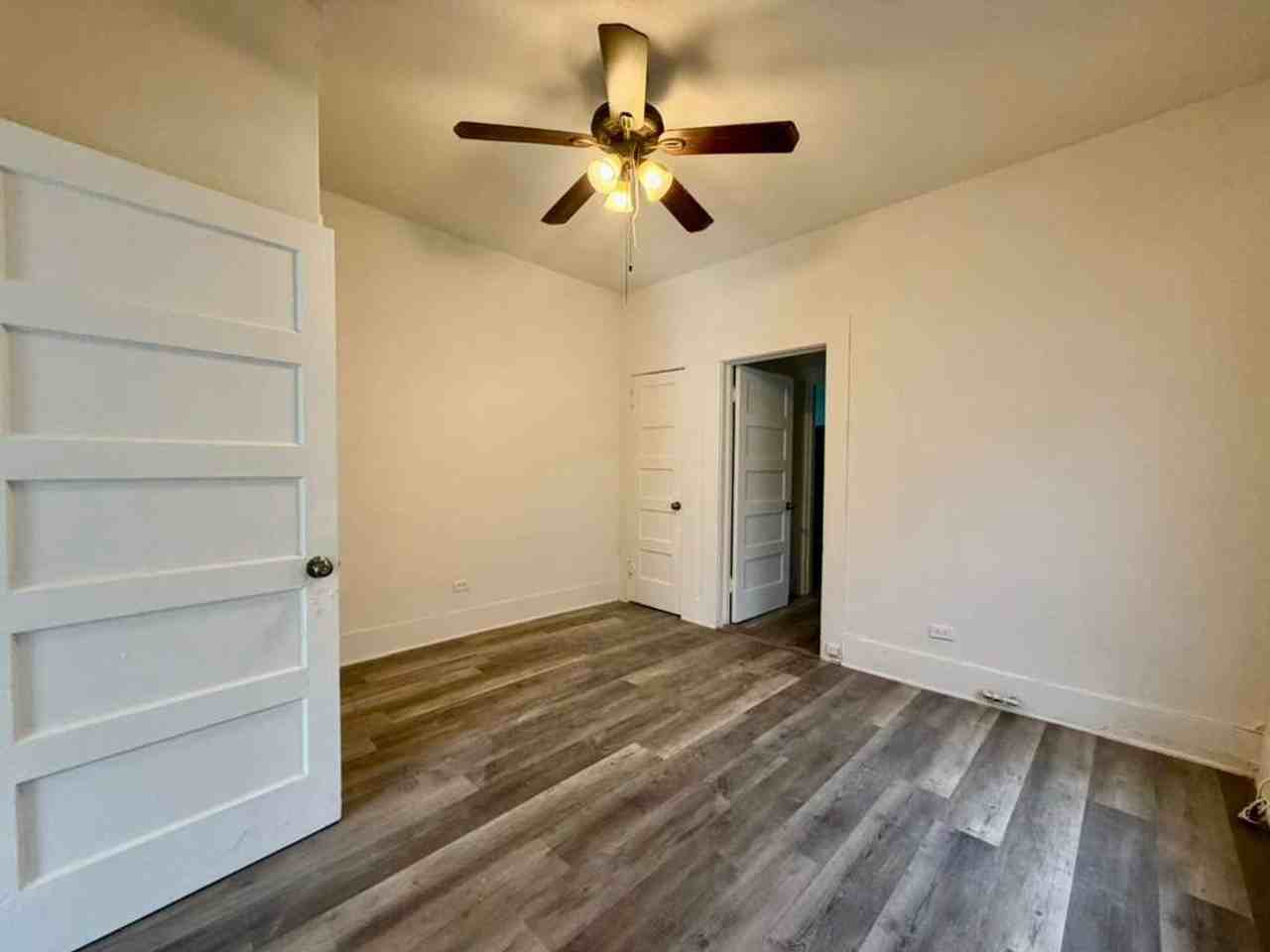 224 Lowell St - Photo 3 of 8