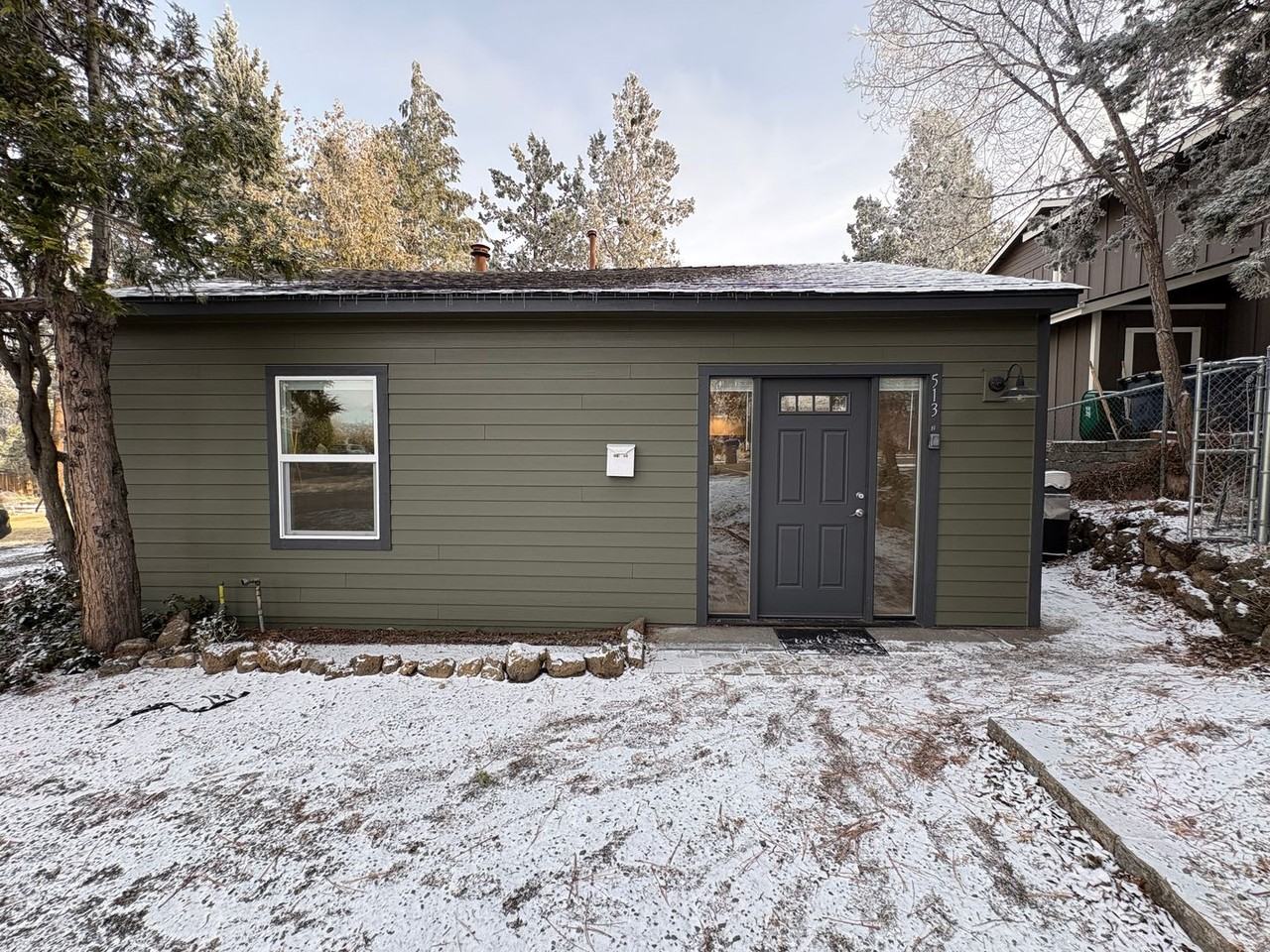 513 Ne Irving Ave - Photo 3 of 7