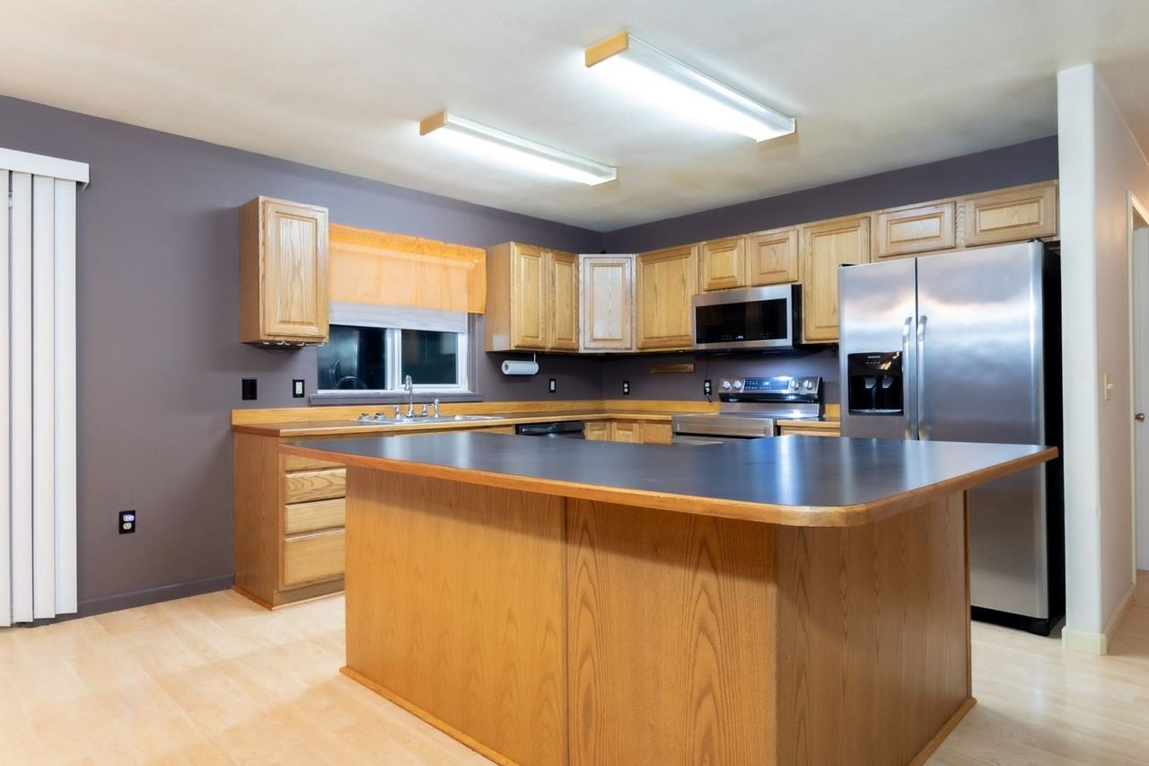 3671 Lolly Dr - Photo 3 of 24