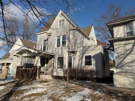 featured image of 2205 S Calhoun St