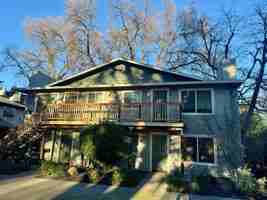 featured image of 435 Maple St