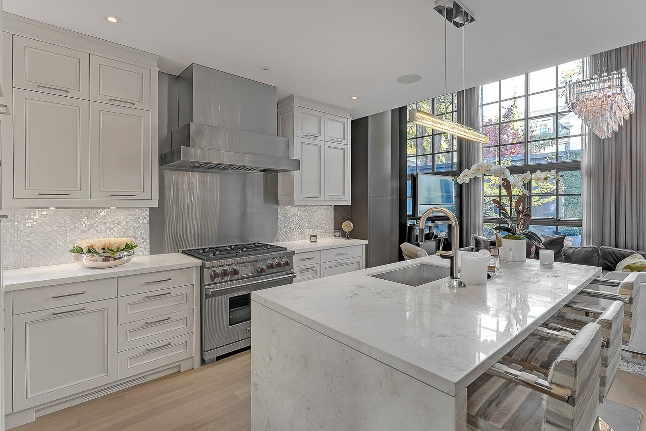 109 Hazelton Ave #109 - Photo 5 of 50