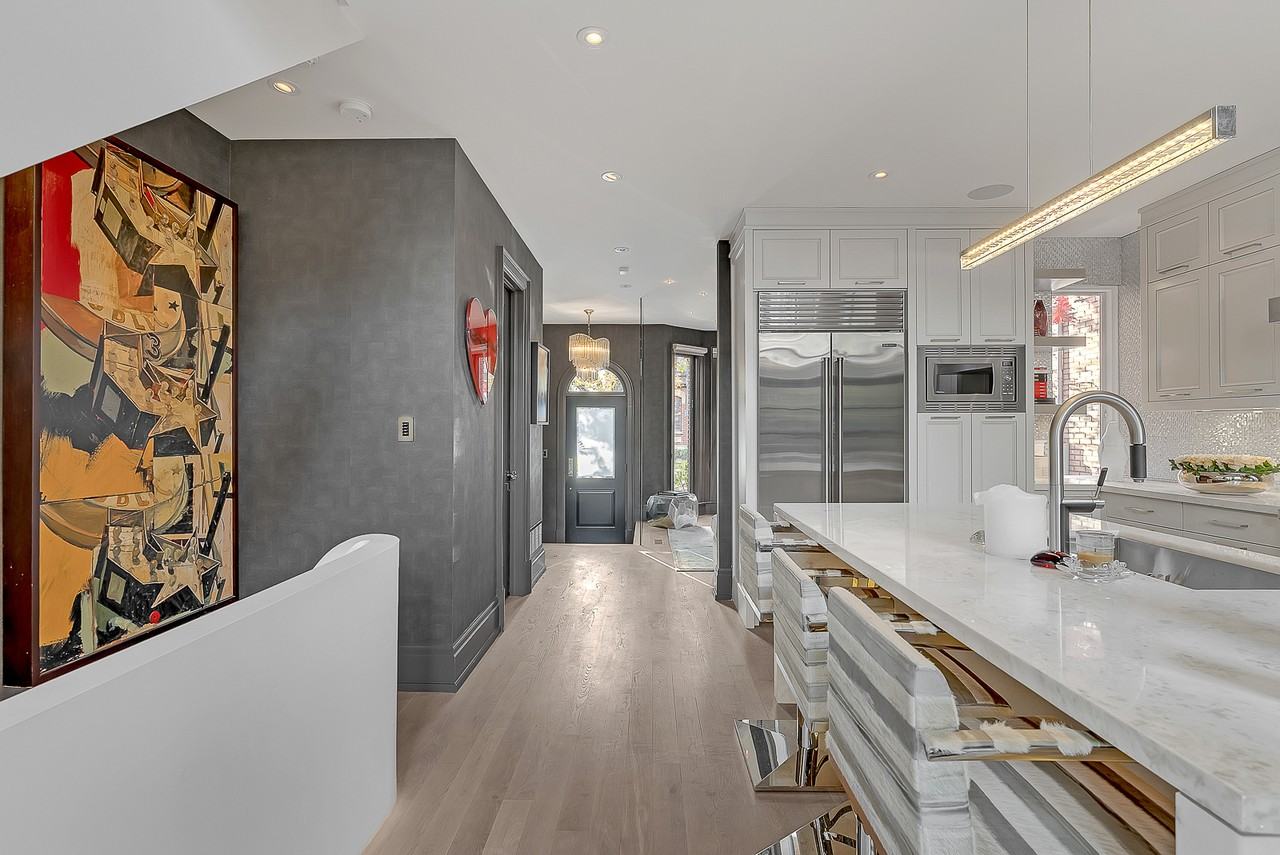 109 Hazelton Ave #109 - Photo 3 of 50
