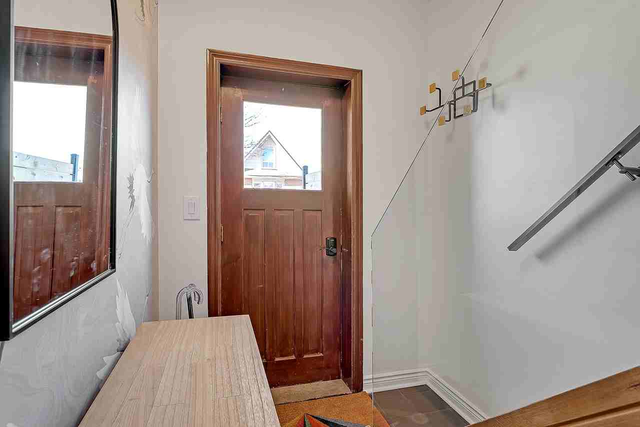 195 Osler St #1 - Photo 2 of 27