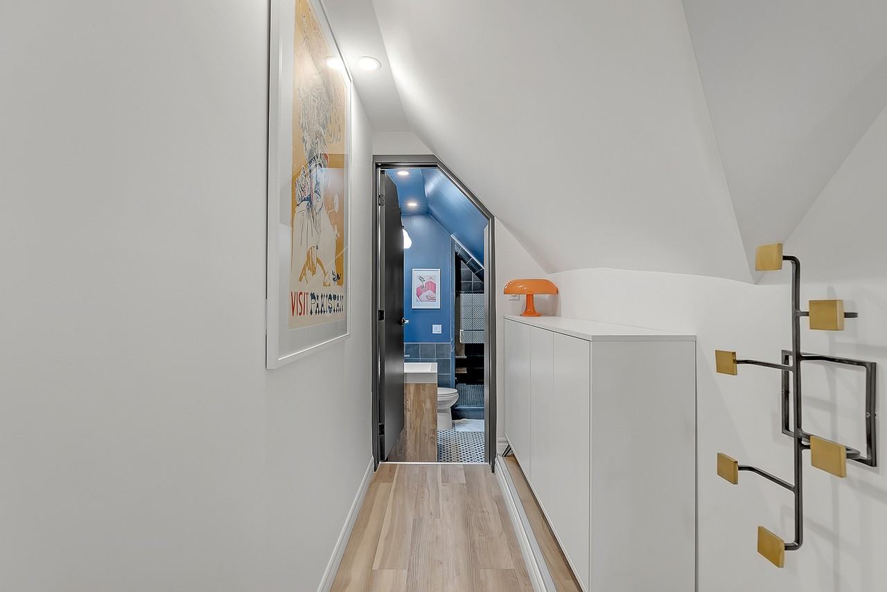 195 Osler St #1 - Photo 2 of 27