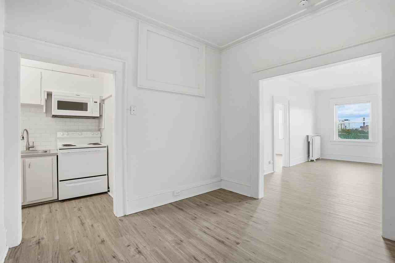 o155-Elm - Photo 7 of 36