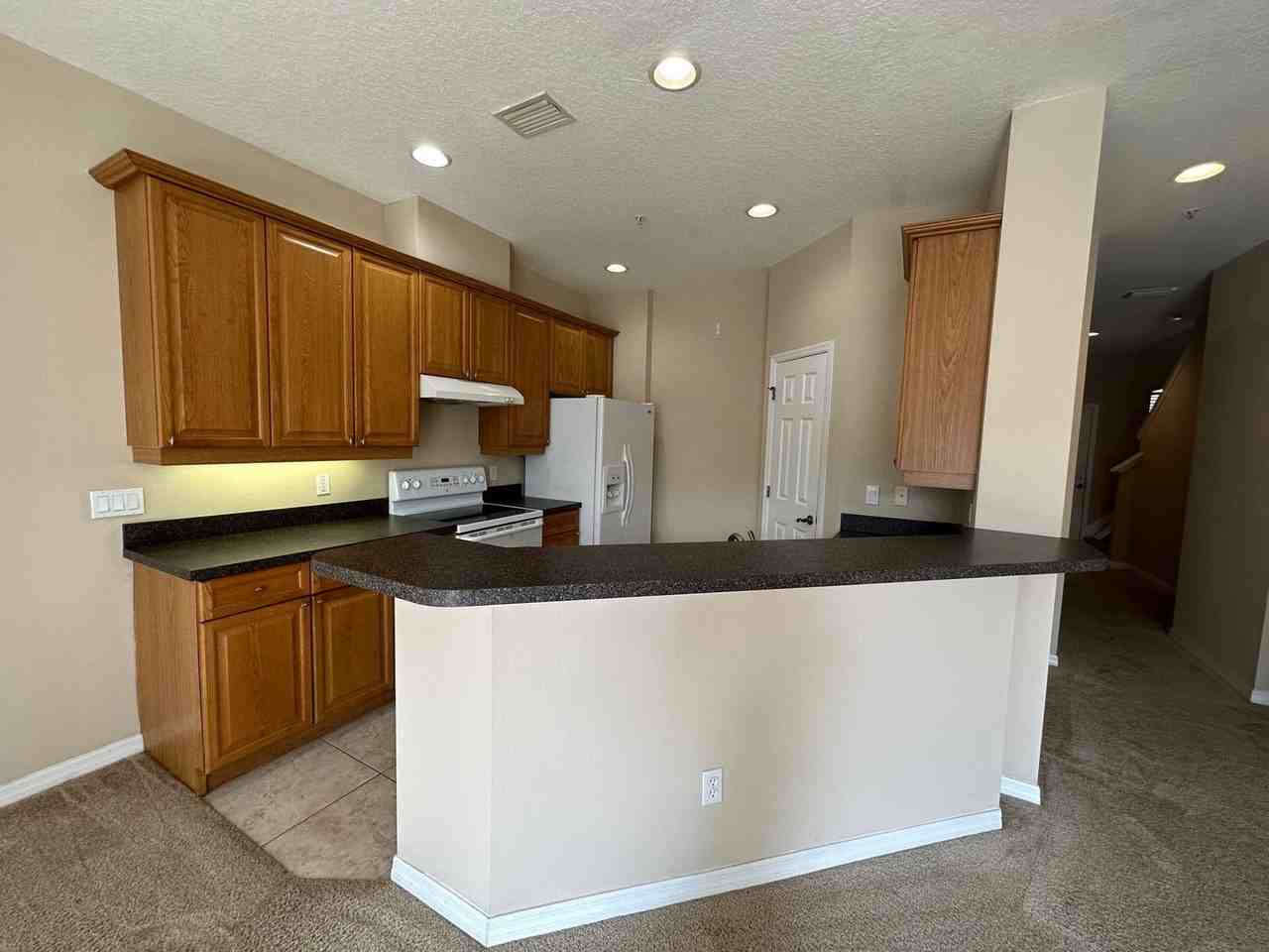 629 Pinebranch Cir - Photo 7 of 23