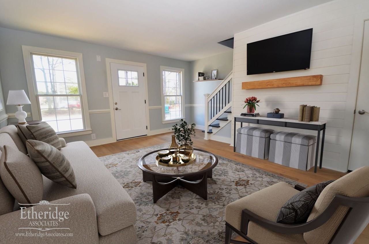 2503 Downing St Sw - Photo 2 of 8