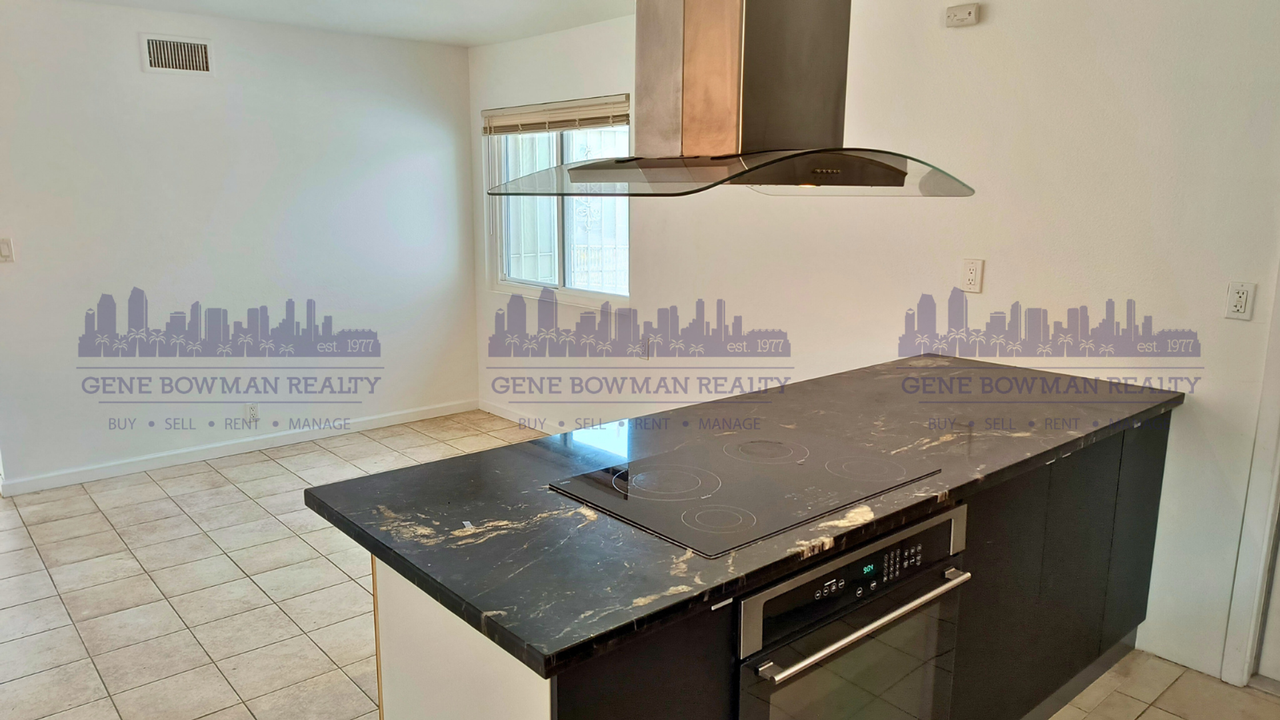 2409 Fleetwood St - Photo 3 of 17